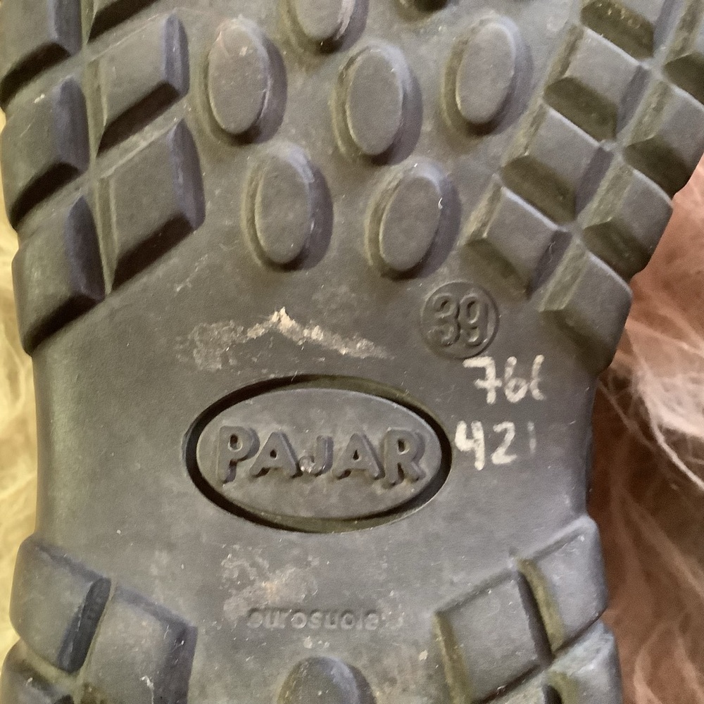 Pajar Fur Boots - Picture 8 of 9